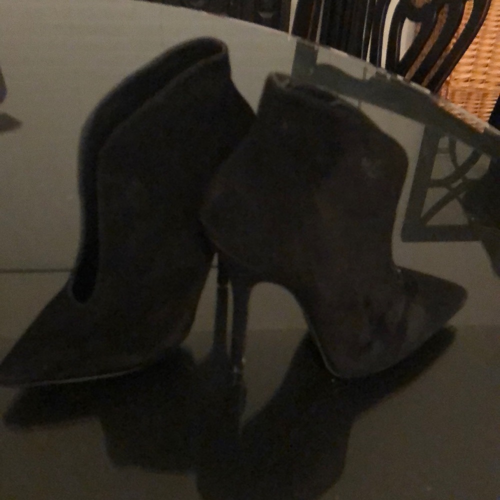 Steve Madden booties sz 6
